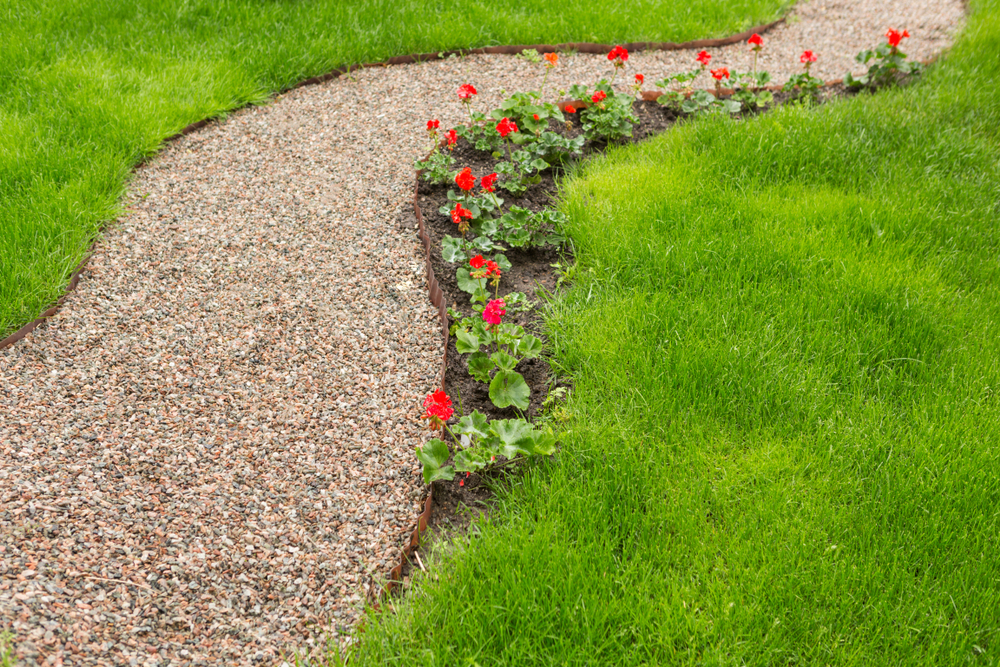 gartenweg aus kies